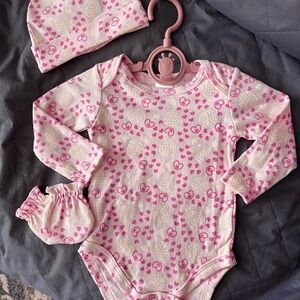 4 Pc Pink Heart Little Beginnings Sleeper Hat & Mittens 3-6M NWOT